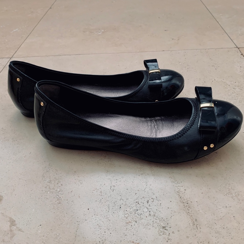 Cole Hann black ballet flats